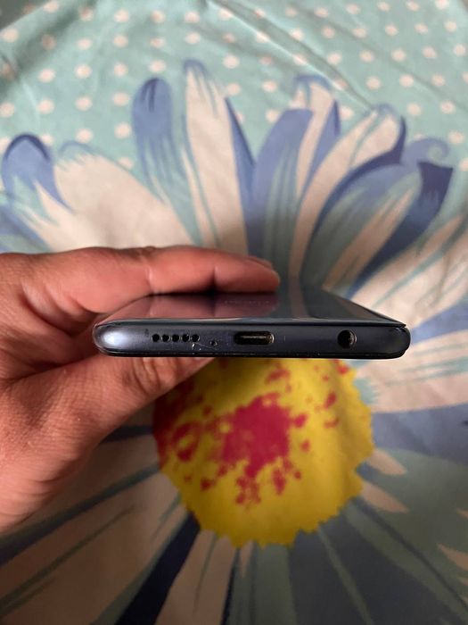 Продам телефон Redmi Note 9s