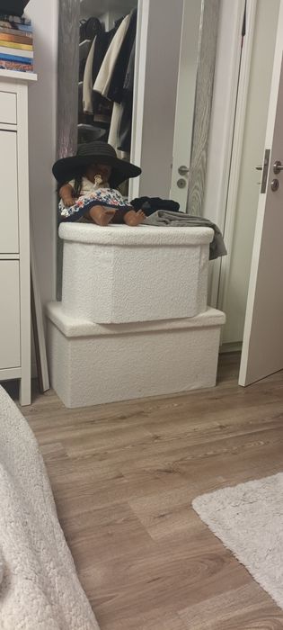 Pufs com arrumação