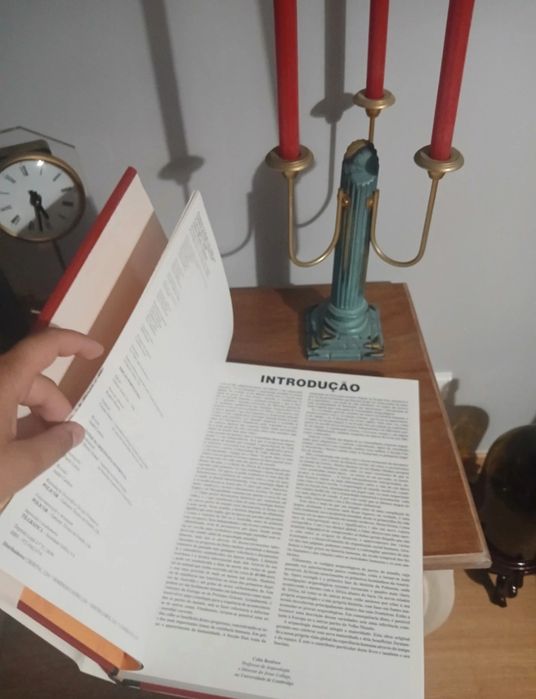 Atlas de Arqueologia - Grande Enciclopédia Portuguesa e Brasileira
