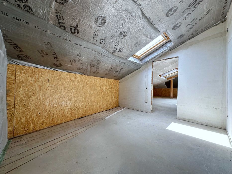 Продаж 6-кімнатної дворівневої квартири вул. Коциловського 13