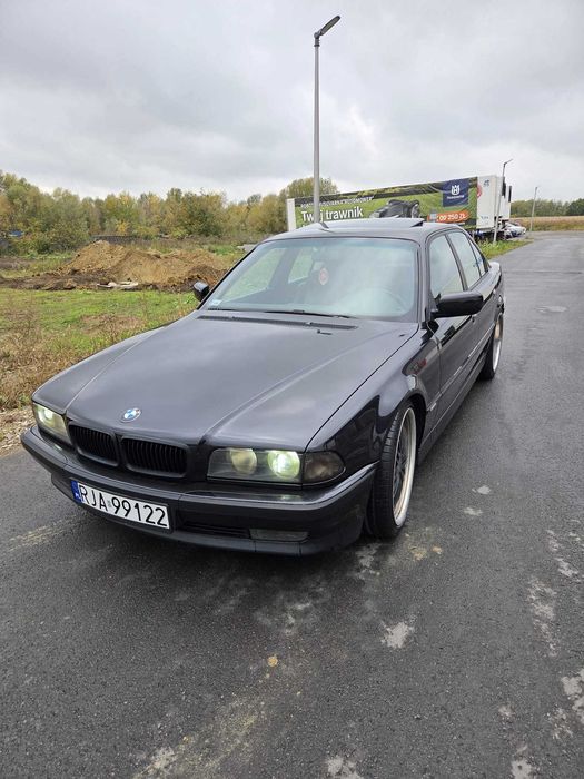 BMW Seria 7