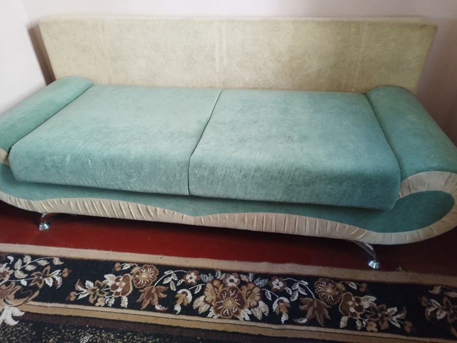 Продам диван б/у