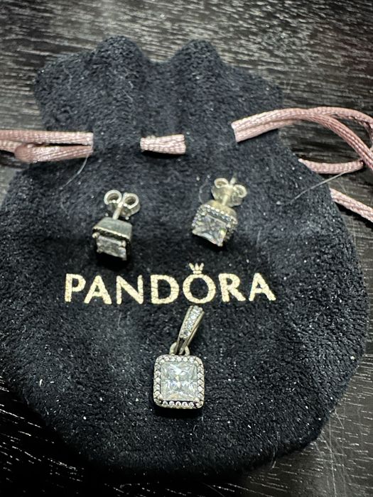 Комплект: сережки та кулон Pandora «Сяючий квадрат», оригінал