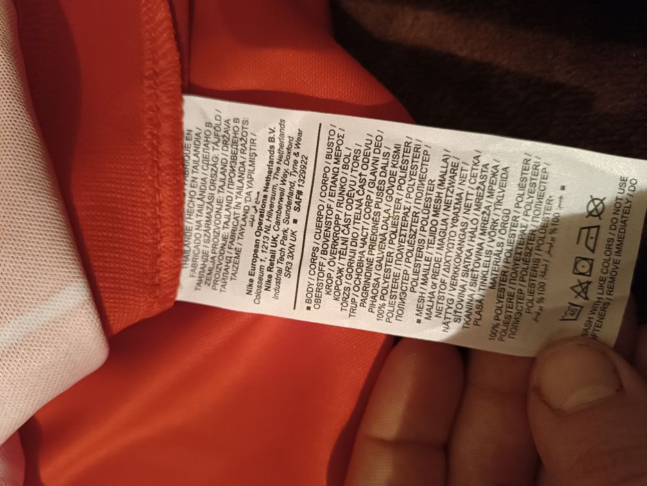 Продам футболку  в ідеальному стані  без дефектів