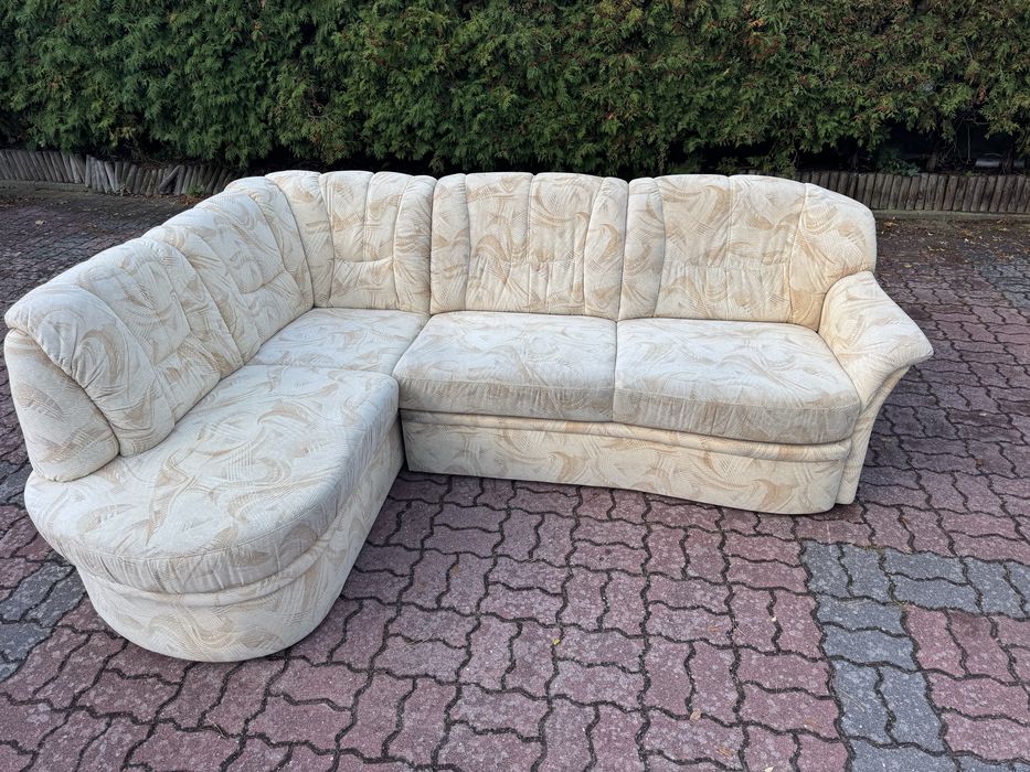Naroznik z funkcja spania - transport