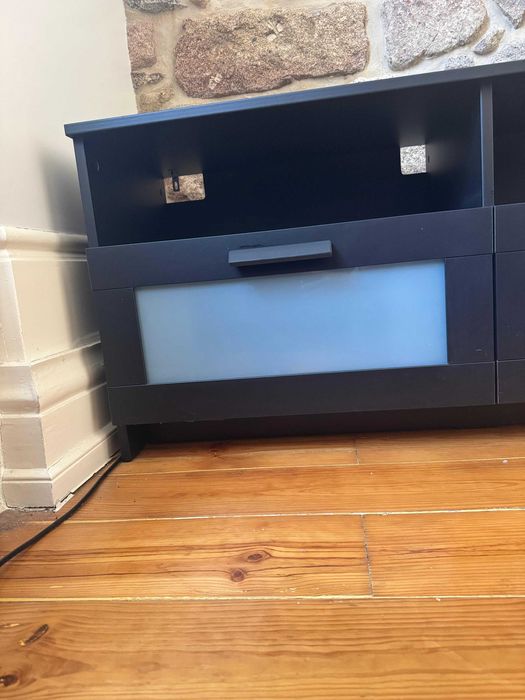 Móvel de TV IKEA Brimnes Preto c/ 3 Gavetas 180x41x53cm (Excelente Estado)