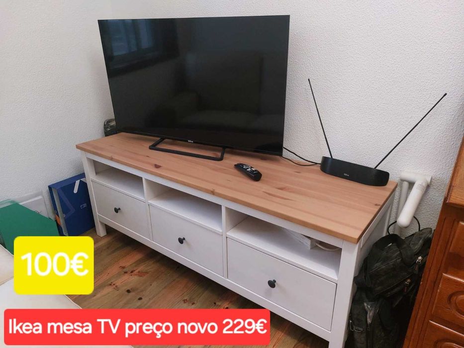 Móvel TV, velatura branca/castanho claro, 148x47x57 cm do Ikea,  com 1 ano de uso, impecável!