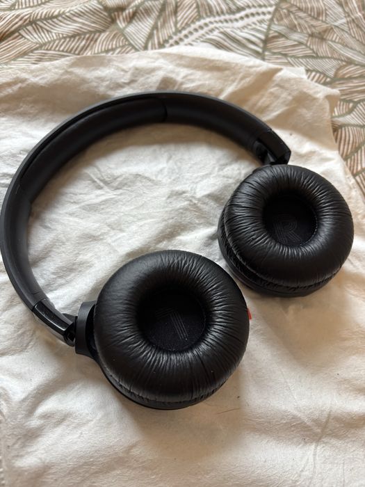 Fones JBL bluetooth