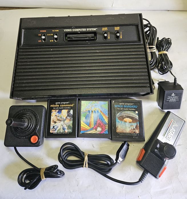 Atari 2600 com jogos