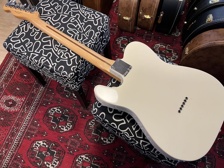 Fender Standard Telecaster MN Artic White