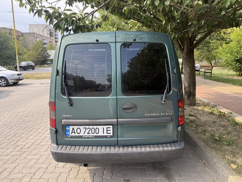 Продам бойову конячку Opel Combo 1,7 tcdi