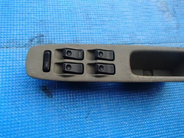 Interruptores vidros Mazda Demio e outros