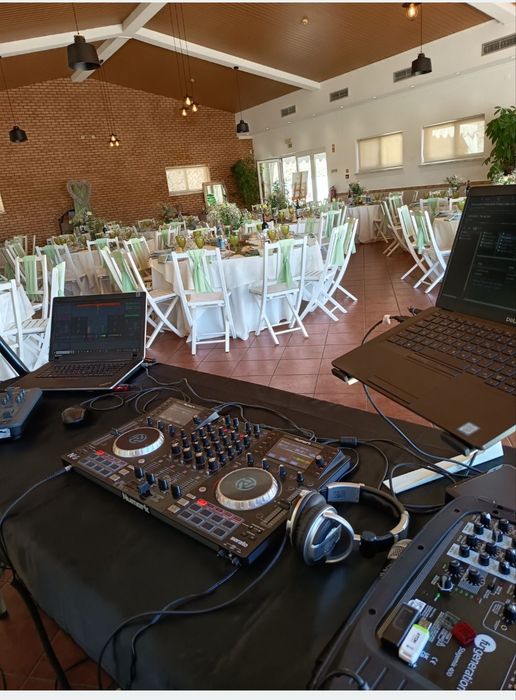 DJ / Som /Luzes / todo o tipo de eventos
