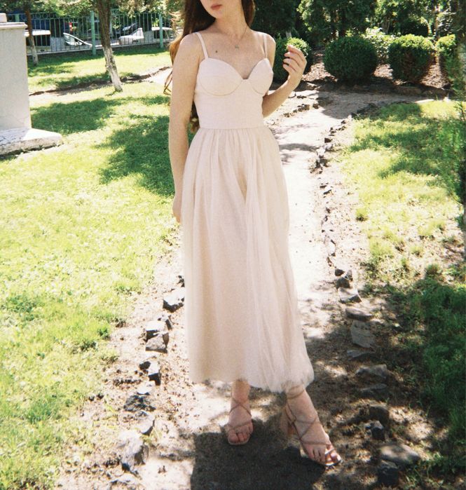 Святкова сукня максі