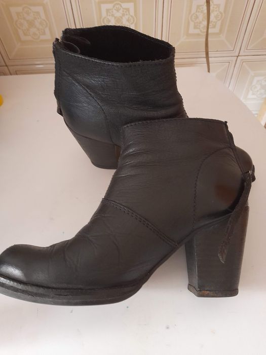 Botins Mango cor preto N. 37 - Bom estado