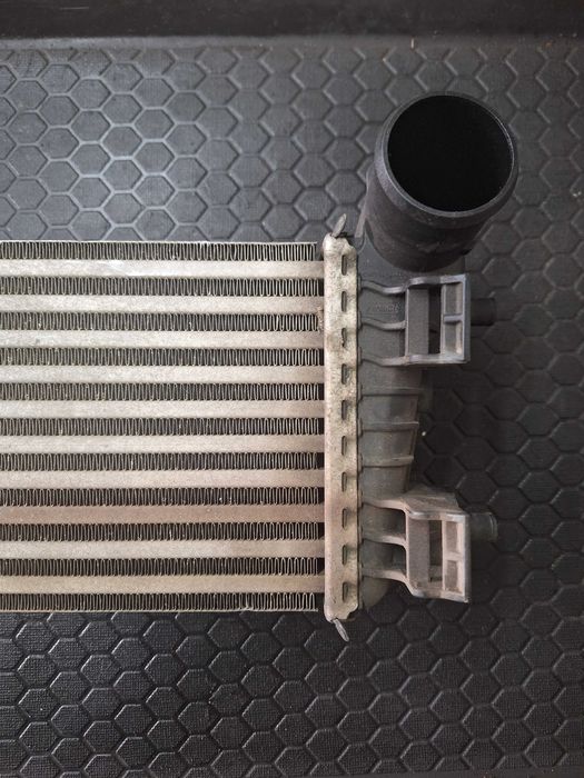 Intercooler Ford CV61-9L440-VC