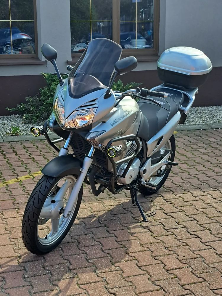 alt