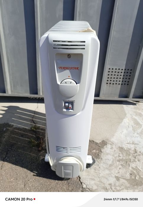 Масляний обігрівач Термостар, ( потужність 1,5кВт). Ціна 1200 грн.