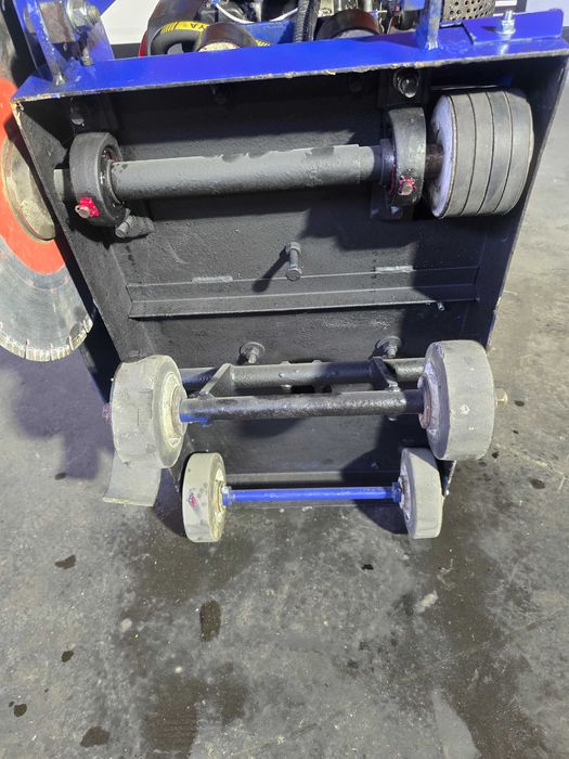 Serra de corte asfalto e betão