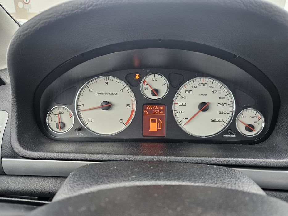 Peugeot 407sv 2006 рік 1.6 дизель для військових