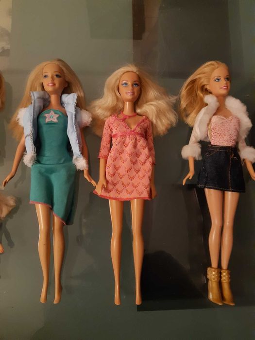 Barbies variadas437155340778874882