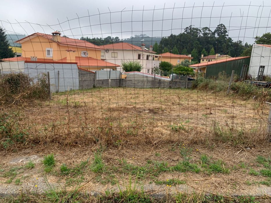 Terreno para construção com projeto pronto a ser submetido na câmara