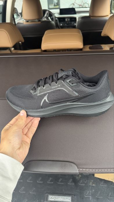 Продам кросівки nike pegasus 40