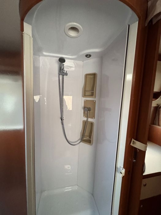 Mc louis Perfilada Cama Central+Cama Basculante