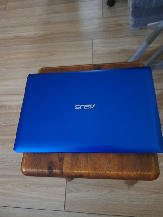 Netbook ASUS F201E 11,6 Cala  2,00 GB 320 GB