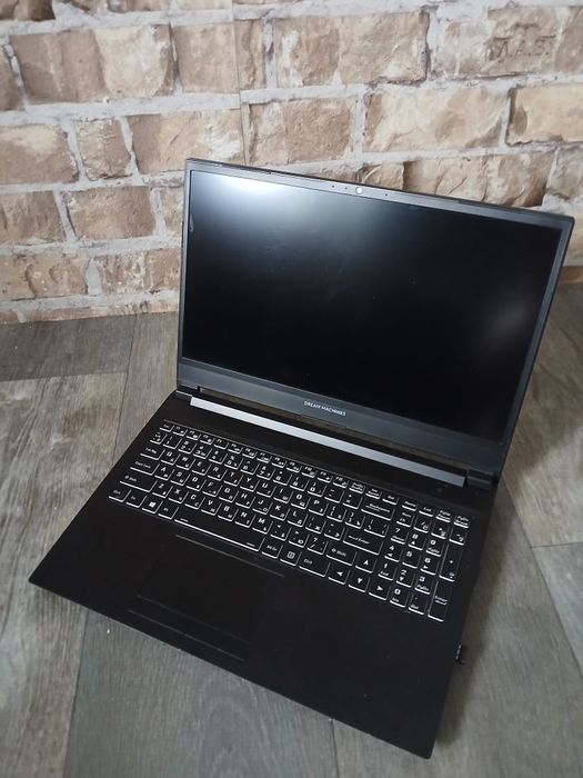 ноутбук Dream Machines i5 - 11400H