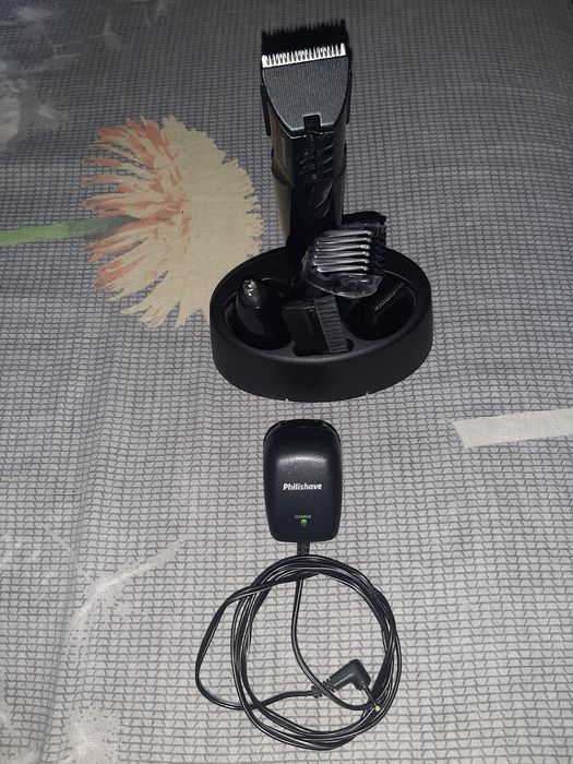 Машинка для стрижки philips б.у рабочая.