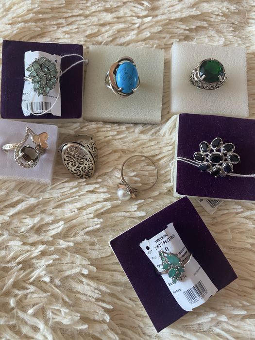 Каблучки : срібло , Аметис  , Ізумруд , Колумбійський смарагд.
