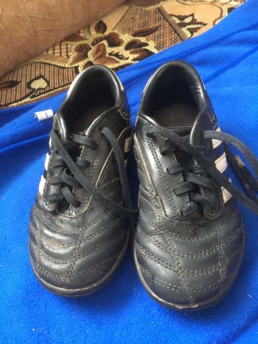 Дитячі кросівки, футзалки, сороконожки розмір 30