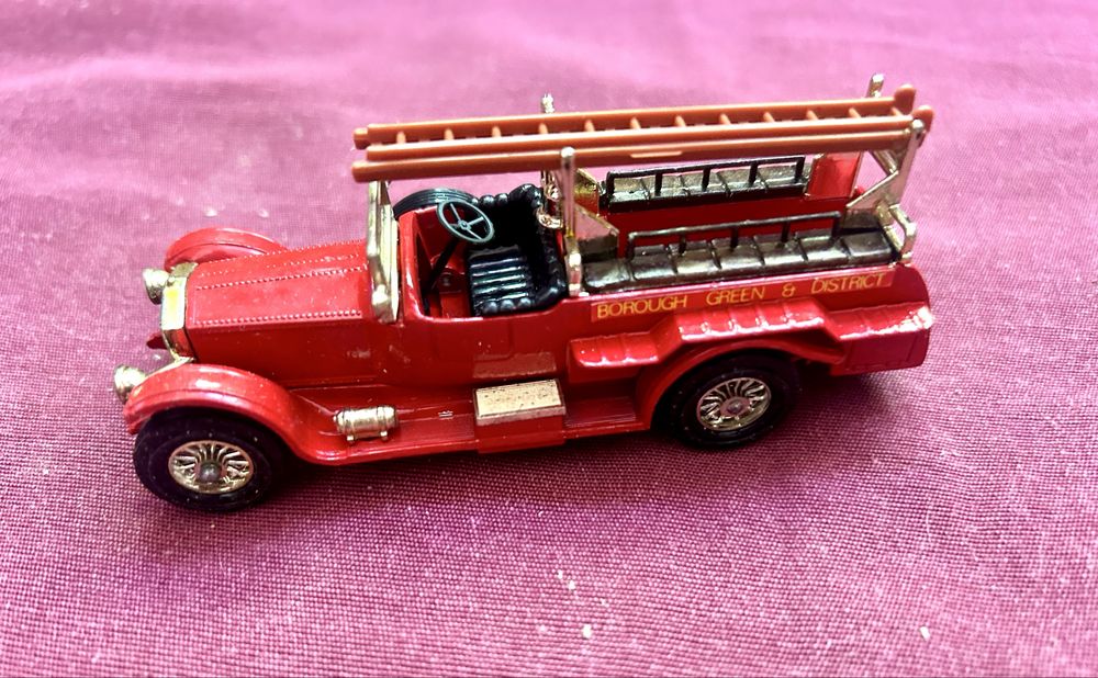 Carro de bombeiros Matchbox