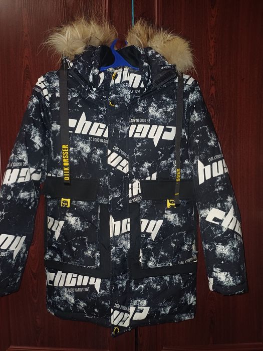 Зимова курточка для хлопчика.