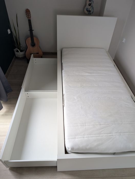 Łóżko IKEA Malm  90/200