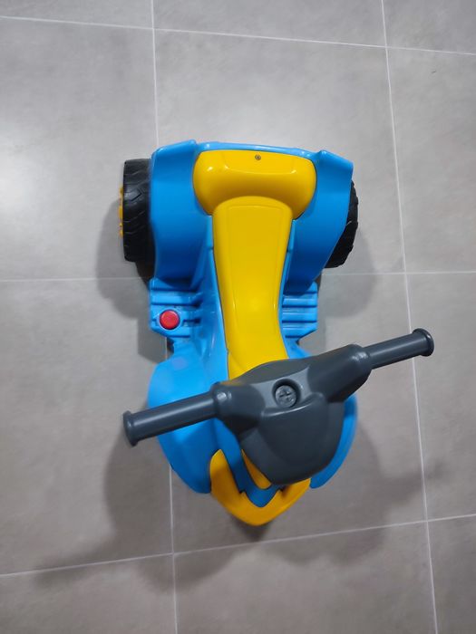 Moto elétrica criança