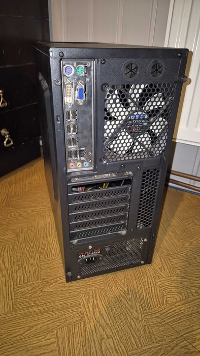 Komputer i5-2500 3,6GHz 8GB RAM dysk WD BLACK 1TB windows 10 office