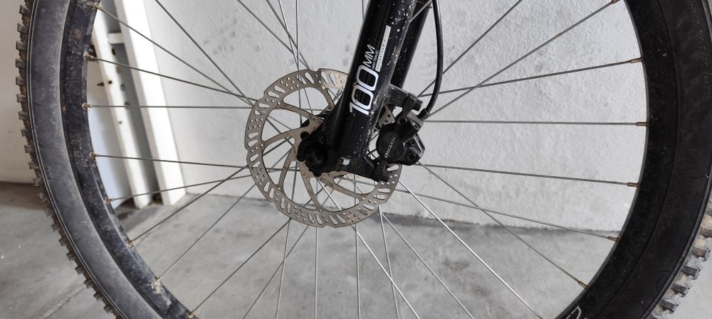 Vendo bicicleta BTT roda 29"