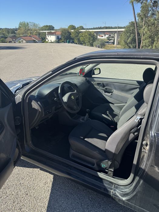 SEAT Ibiza 6k2 1.9 TDI 2000 (Venda ou Troca)