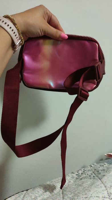 Saszetka nerka Marc Jacobs perfekt