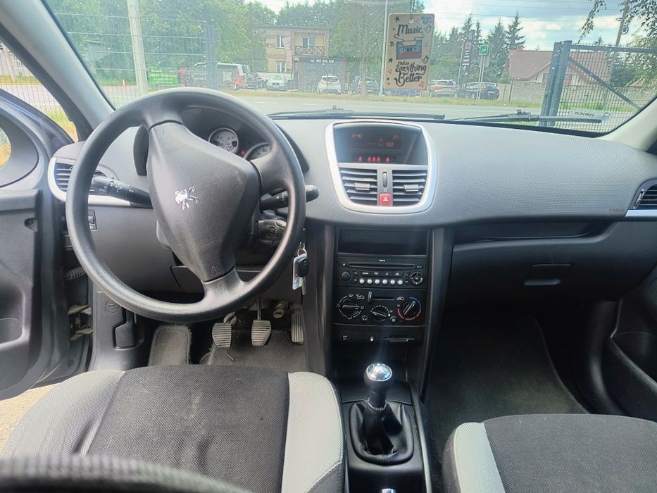Peugeot 207 2009r