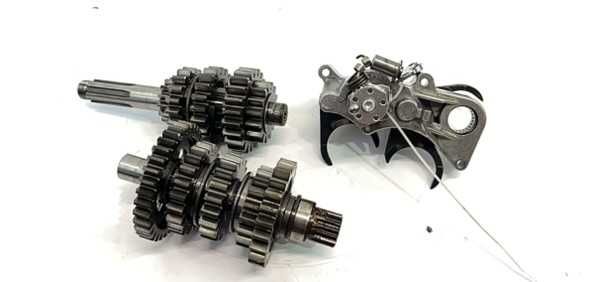 Ktm lc4 400 military 620 estarter Skrzynia biegów kompletna czesci