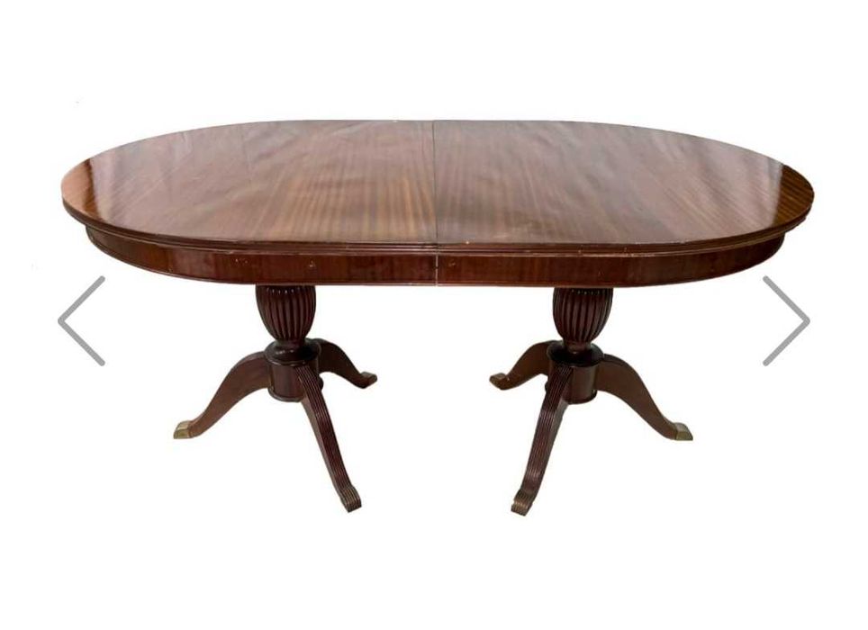 Mesa de jantar Mogno