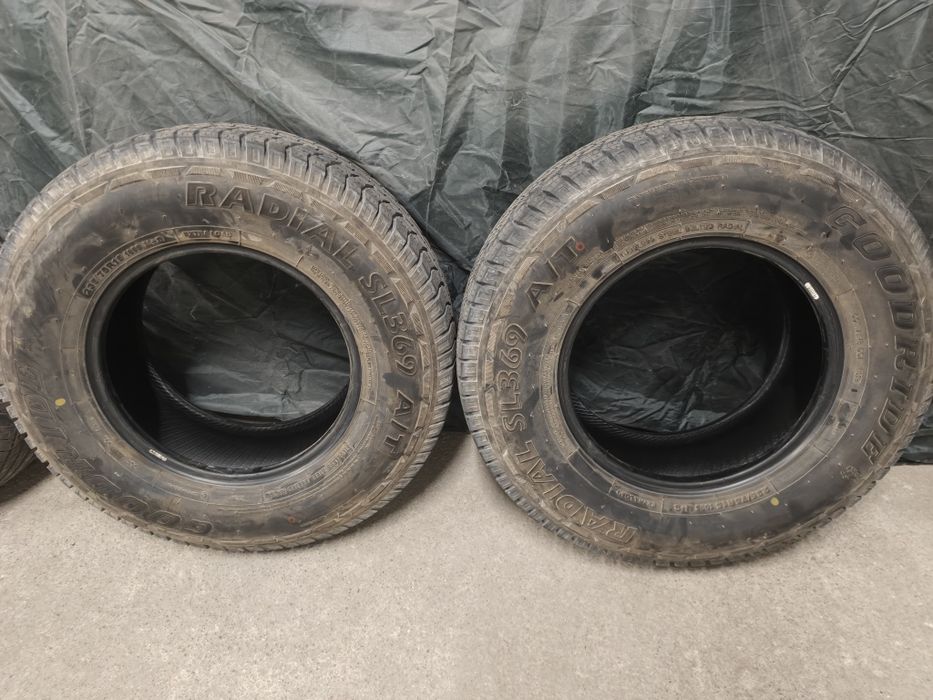 2 Pneus 235/75R15 GoodRide SL369 AT