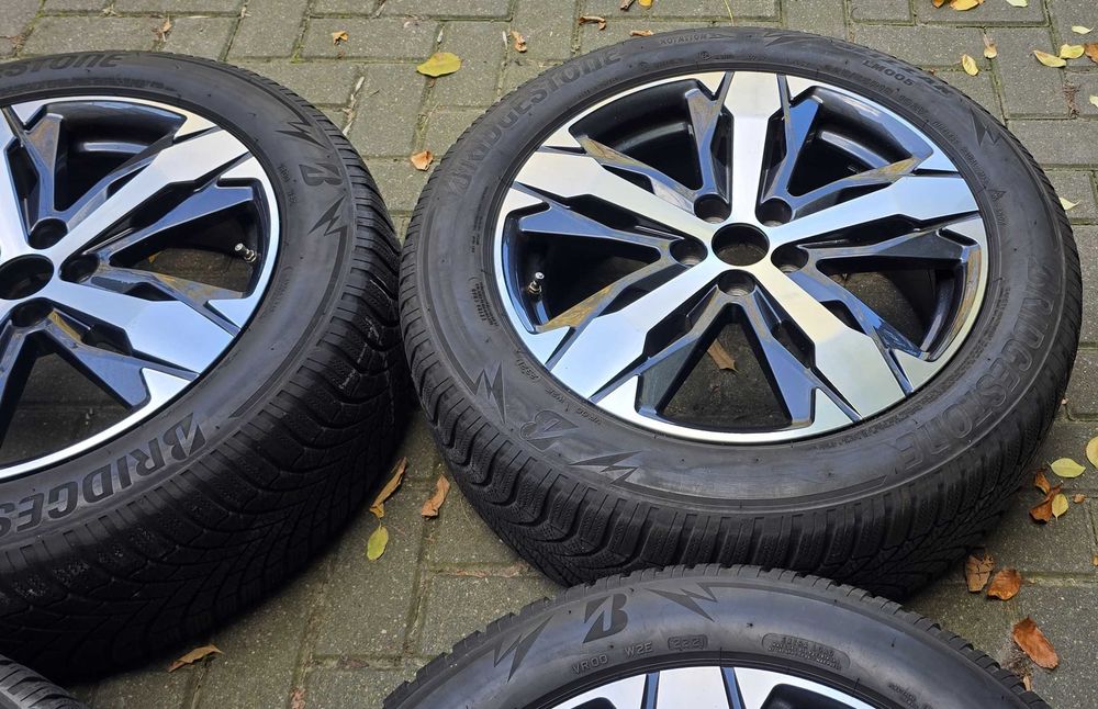 PEUGEOT 3008, 5008 Alufelga Opona Zina 225/55R18 Super Stan
