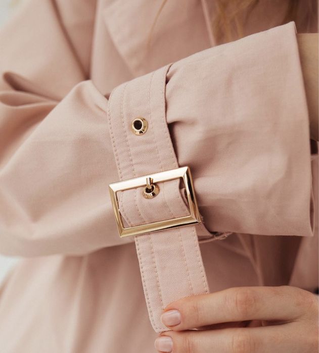 Тренч пудра M, Dava