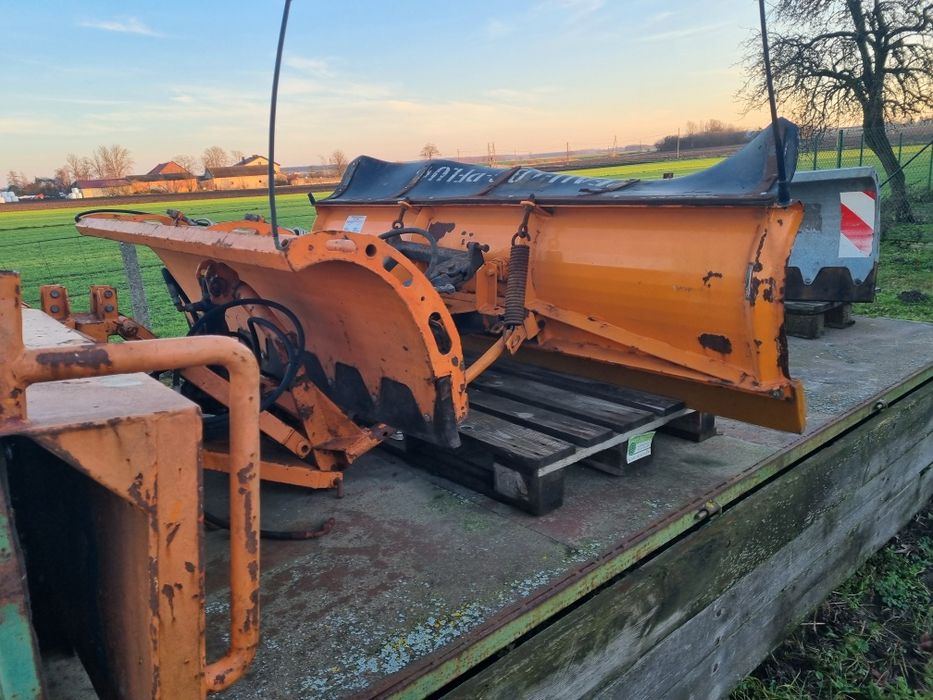 Pług do śniegu komunalny lemiesz multicar traktor pfau