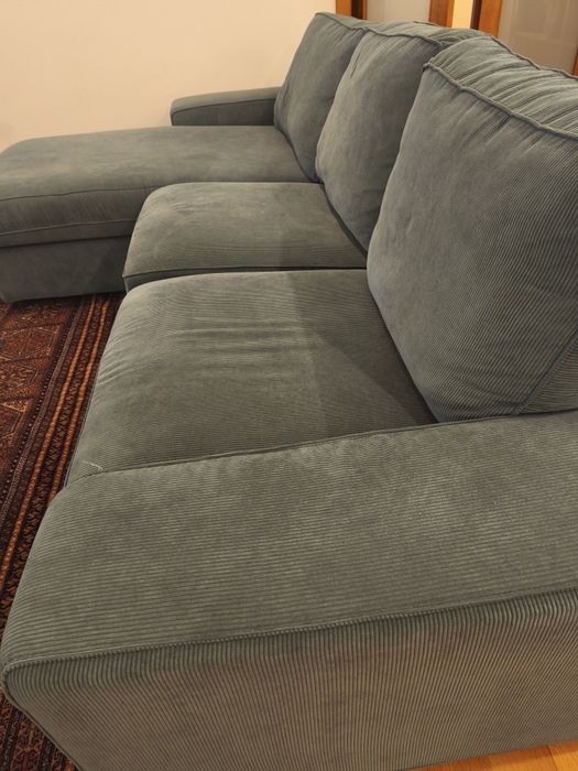 Sofá IKEA KIVIK turquesa - chaise longue 3 lugares - praticamente novo
