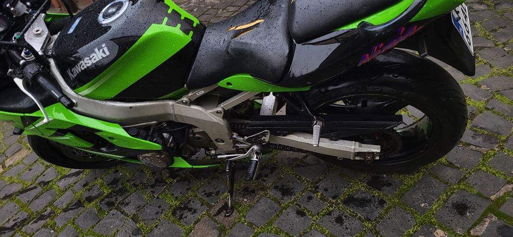 Kawasaki zx6r мото